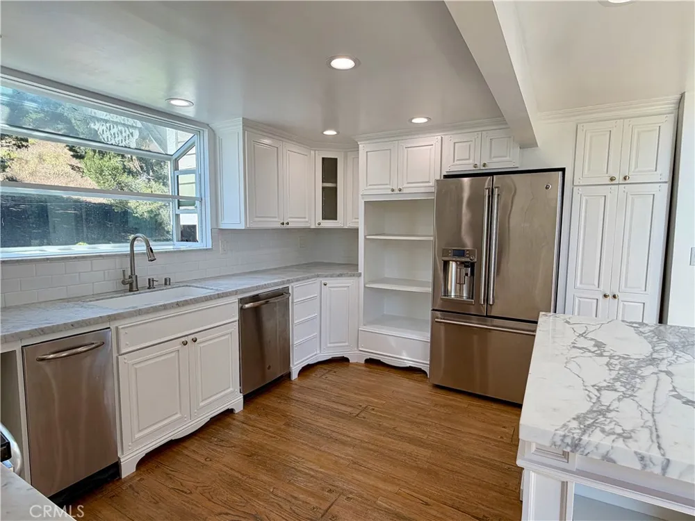 28270 Rey De Copas Malibu, CA 90265
