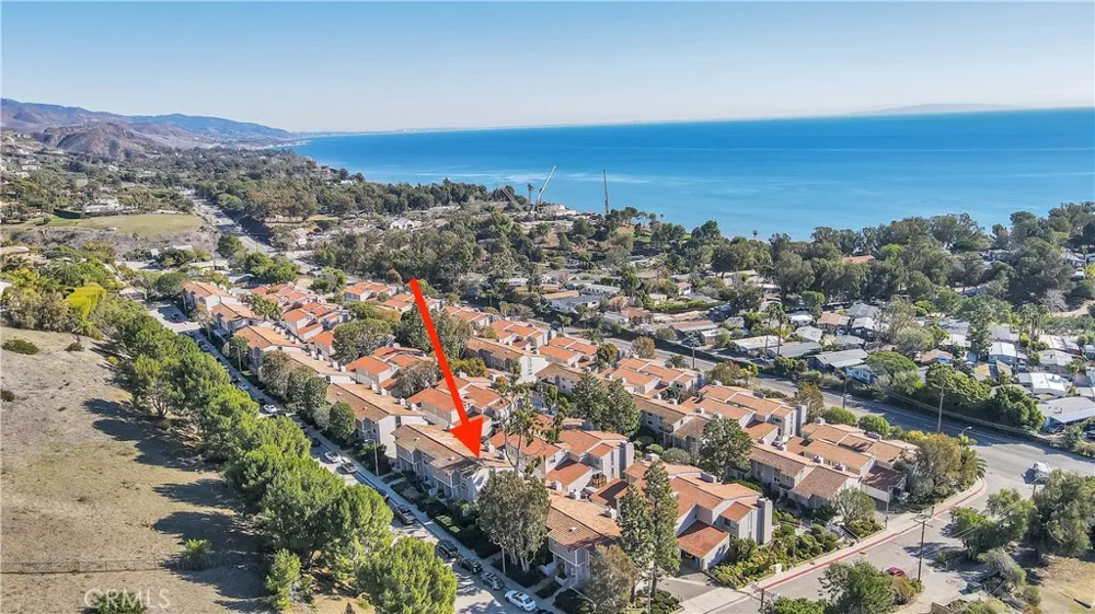 28270 Rey De Copas Malibu, CA 90265
