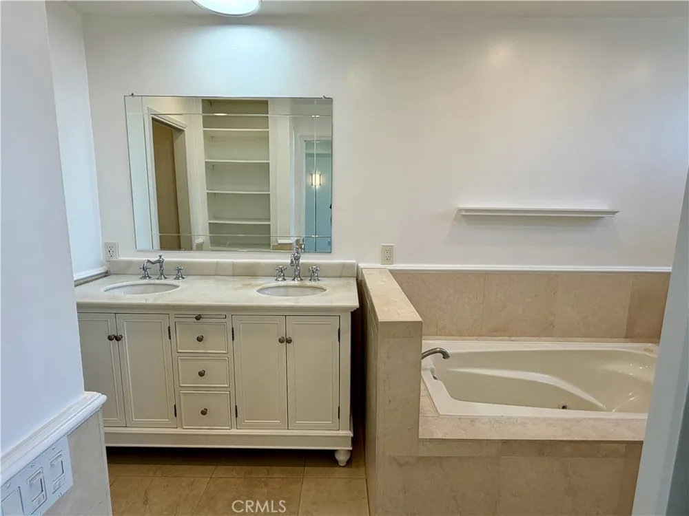 28270 Rey De Copas Malibu, CA 90265