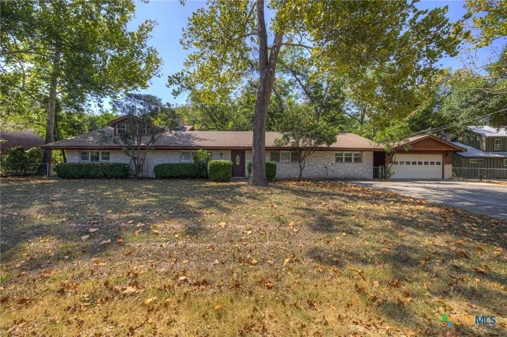 1380 Ponderosa Drive New Braunfels, TX 78132