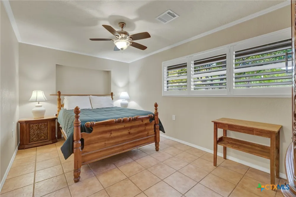 1380 Ponderosa Drive New Braunfels, TX 78132