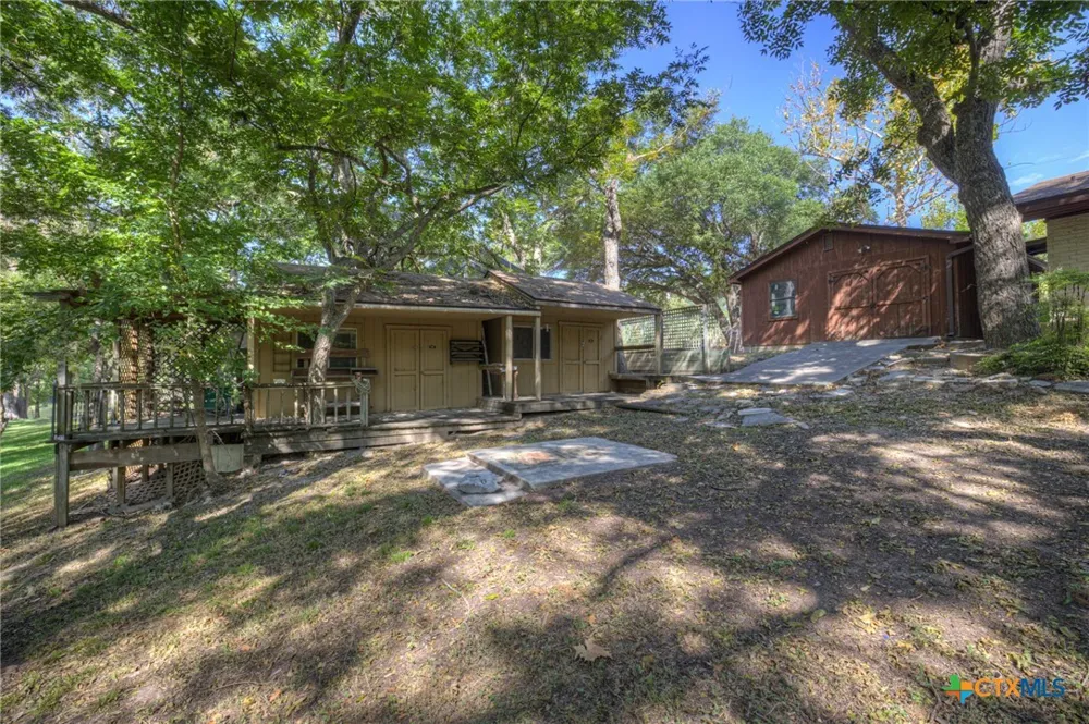 1380 Ponderosa Drive New Braunfels, TX 78132