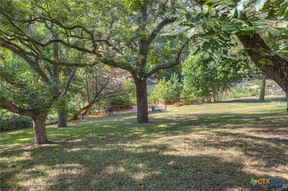 1380 Ponderosa Drive New Braunfels, TX 78132