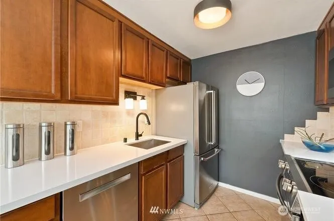 1422 NW 63rd Street #202 Seattle, WA 98107