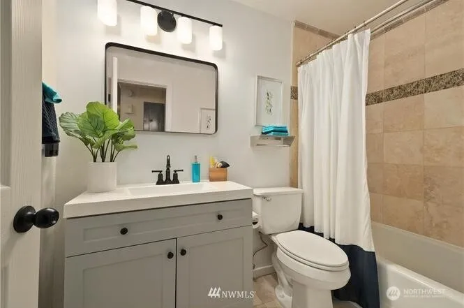 1422 NW 63rd Street #202 Seattle, WA 98107
