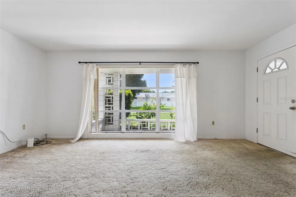 3251 OAK HILL ROAD Mount Dora, FL 32757