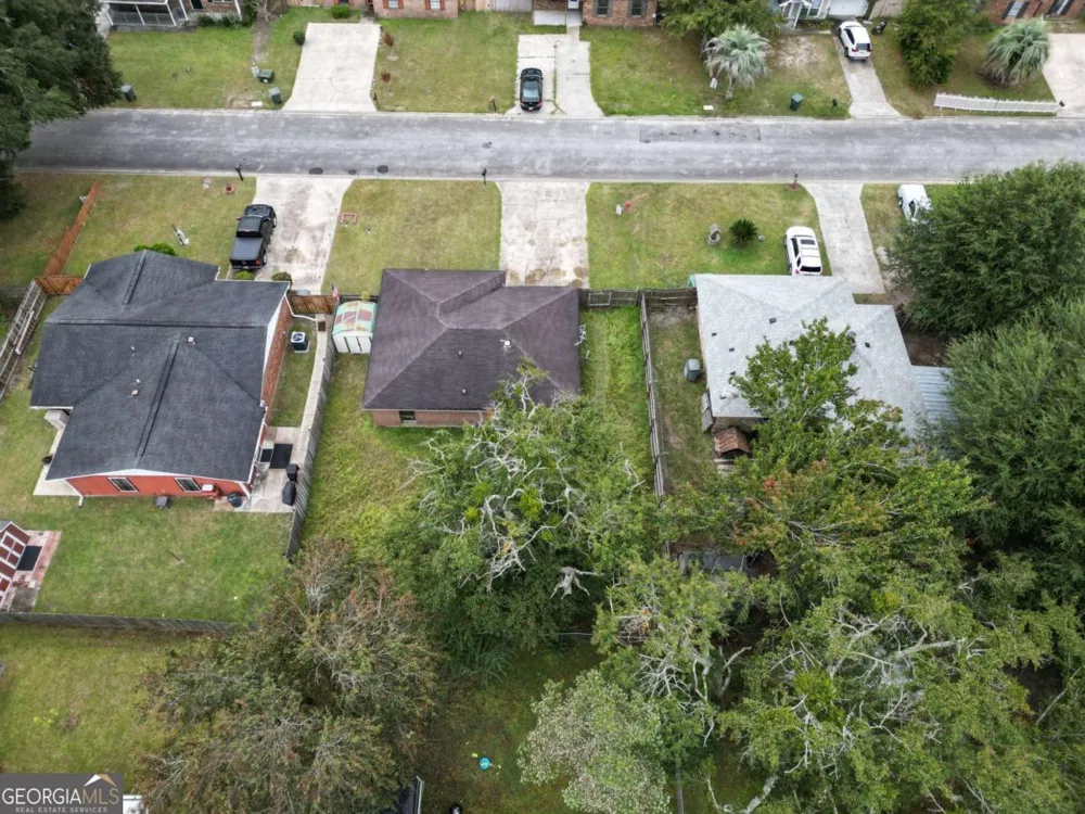 251 Garden CIR Hinesville, GA 31313