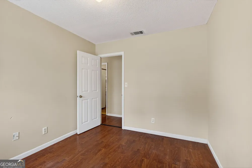 251 Garden CIR Hinesville, GA 31313