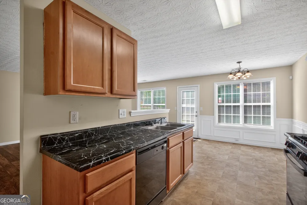 578 Shadow Lake DR Lithonia, GA 30058