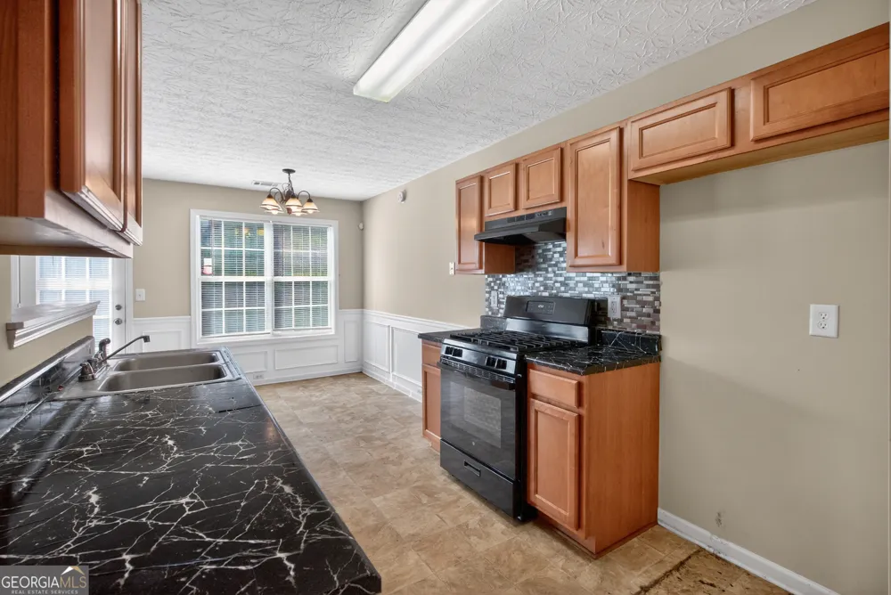 578 Shadow Lake DR Lithonia, GA 30058