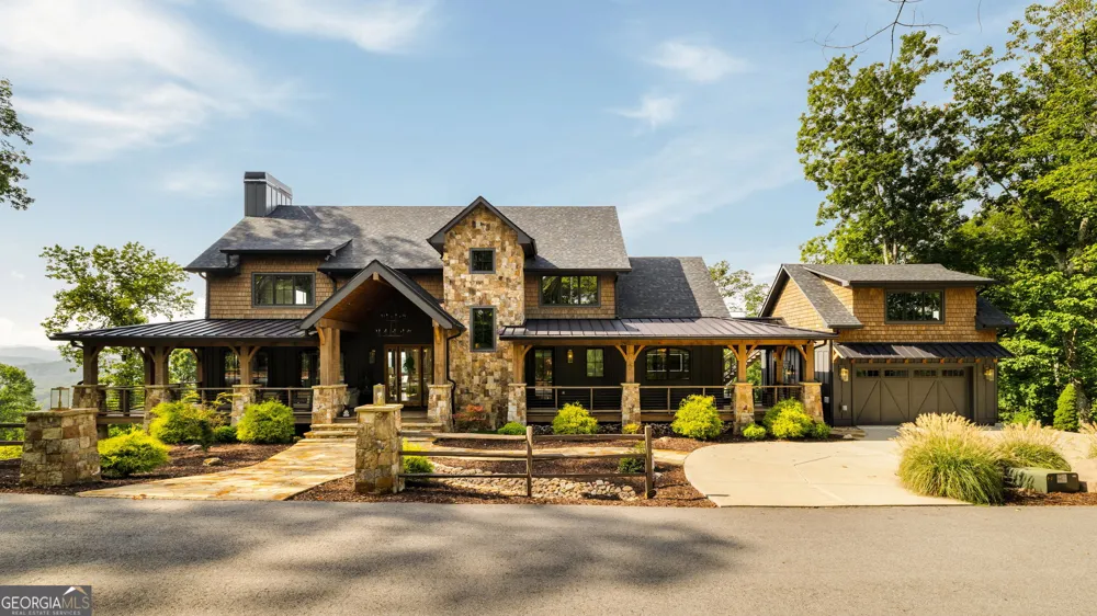 684 Overlook DR Blue Ridge, GA 30513
