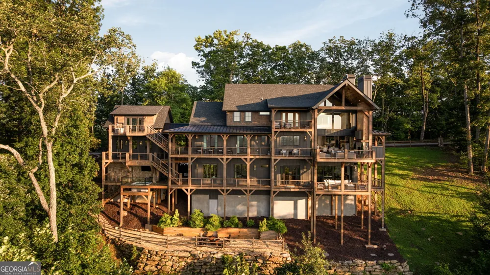 684 Overlook DR Blue Ridge, GA 30513