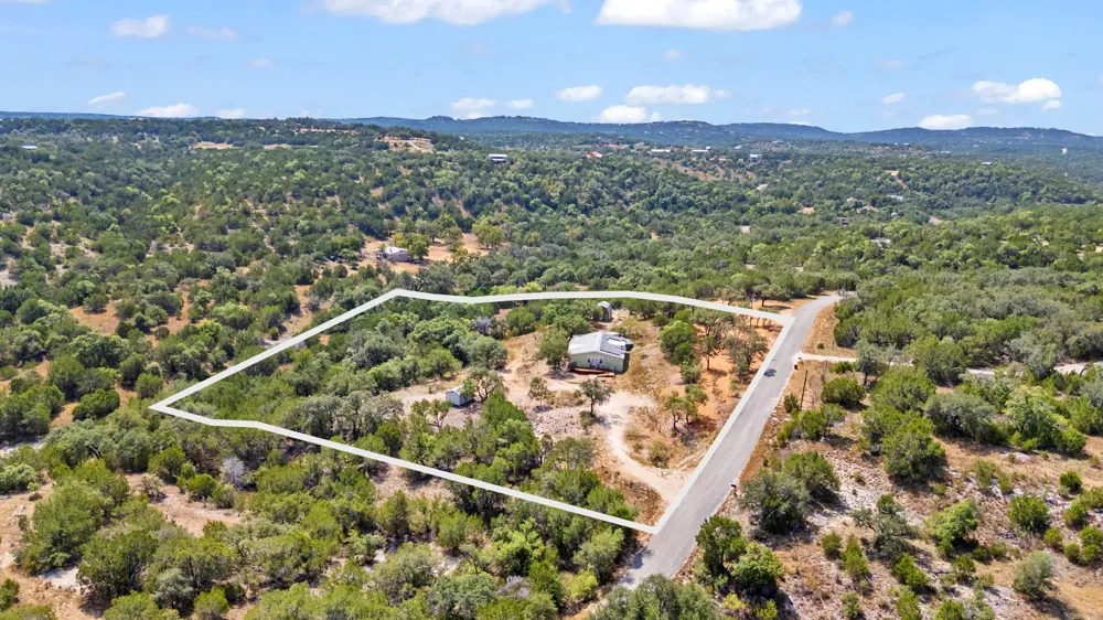 601 Lost Valley Road Dripping Springs, TX 78620