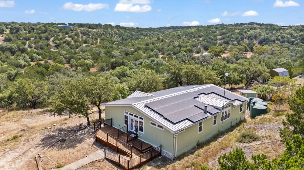 601 Lost Valley Road Dripping Springs, TX 78620