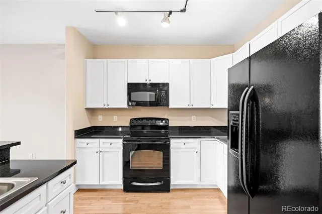 9019 E Panorama Circle #D211 Centennial, CO 80112