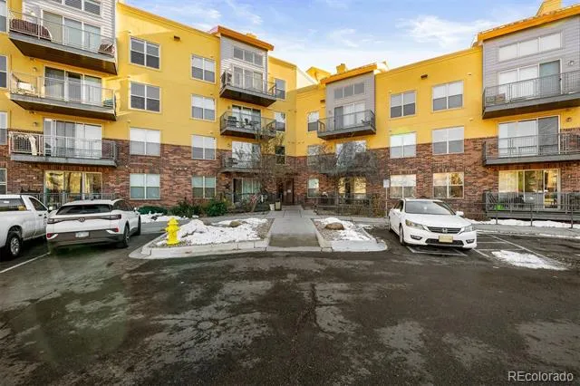 9019 E Panorama Circle #D211 Centennial, CO 80112