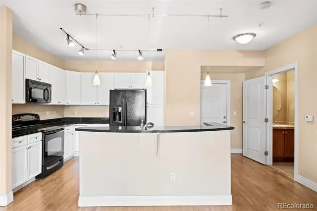 9019 E Panorama Circle #D211 Centennial, CO 80112