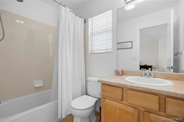 4850 S Elk Court Aurora, CO 80016