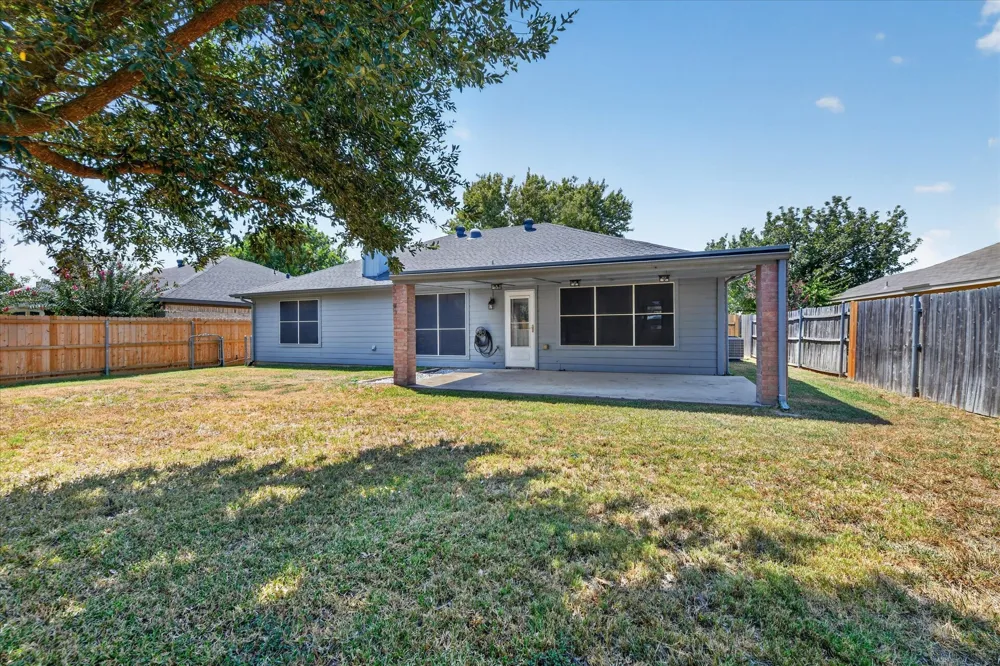279 Vaden Avenue Burleson, TX 76028
