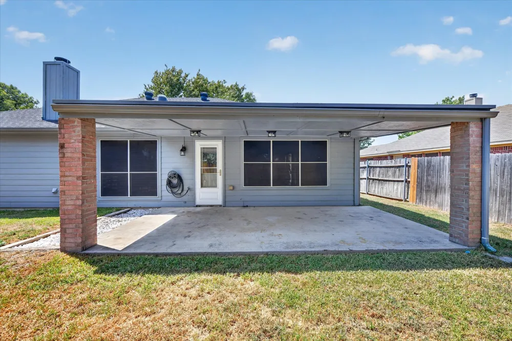 279 Vaden Avenue Burleson, TX 76028
