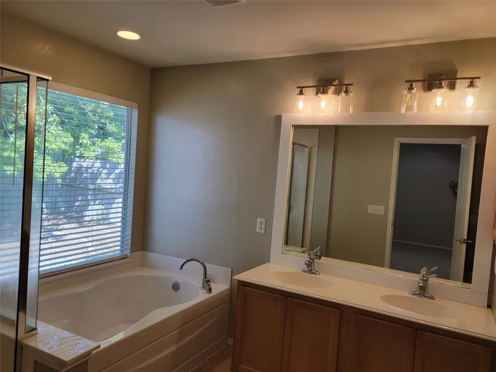 1434 Pintail Sherman, TX 75092