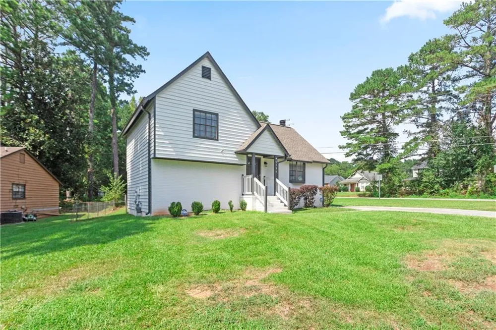 9386 Woodknoll Lane Jonesboro, GA 30238