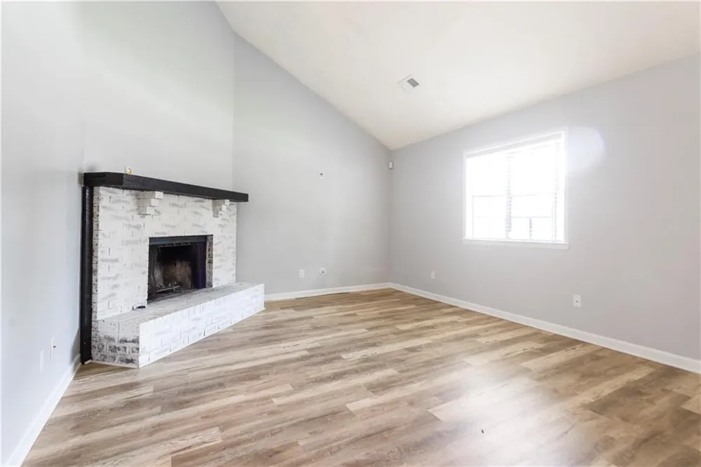 9386 Woodknoll Lane Jonesboro, GA 30238