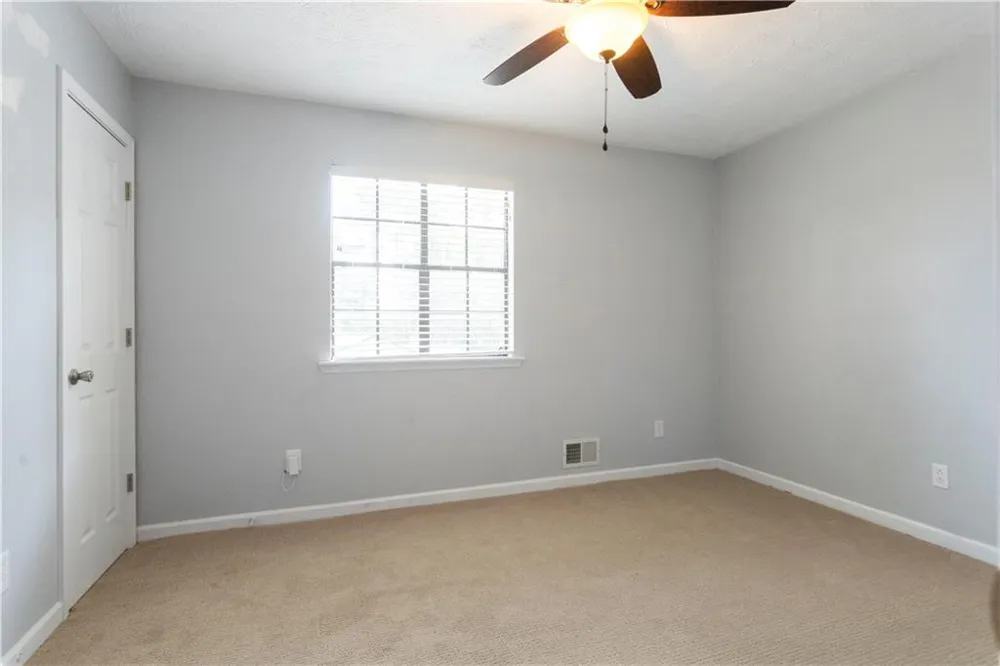9386 Woodknoll Lane Jonesboro, GA 30238