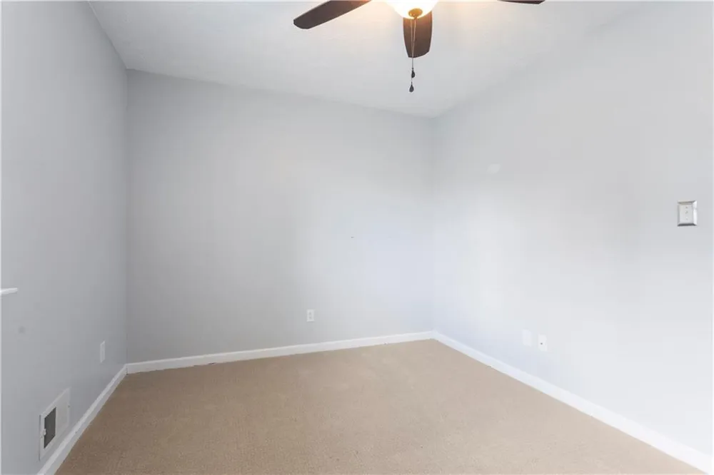 9386 Woodknoll Lane Jonesboro, GA 30238