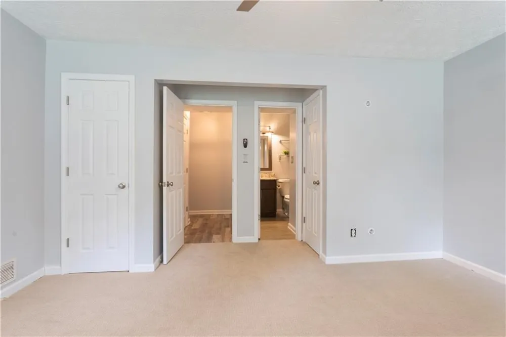 9386 Woodknoll Lane Jonesboro, GA 30238