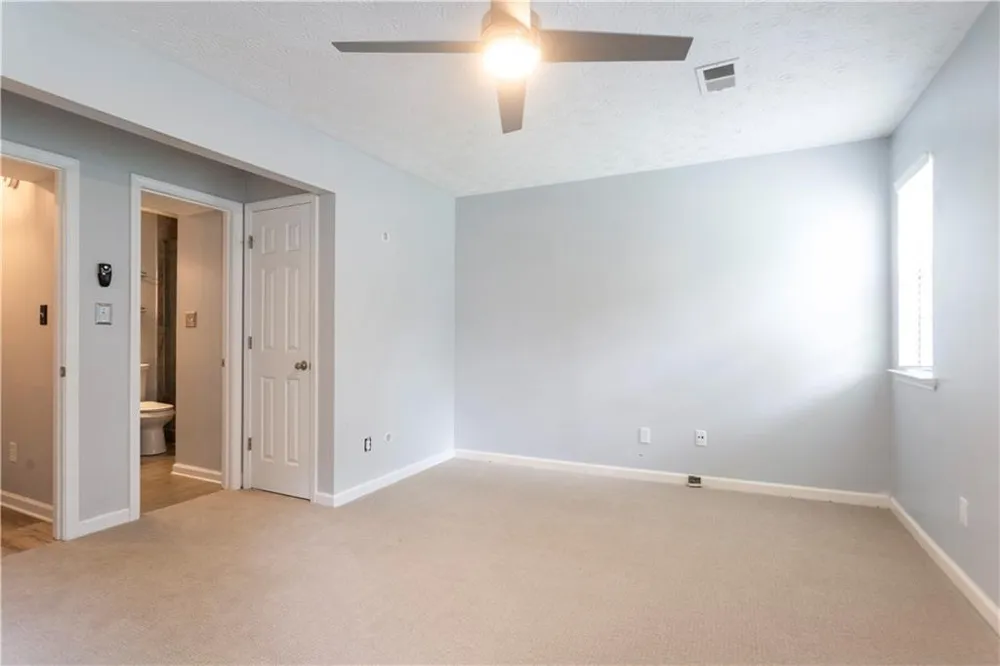 9386 Woodknoll Lane Jonesboro, GA 30238