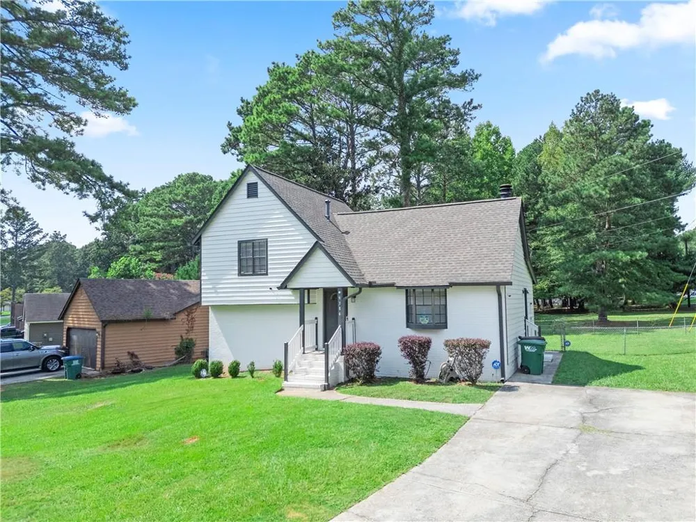 9386 Woodknoll Lane Jonesboro, GA 30238