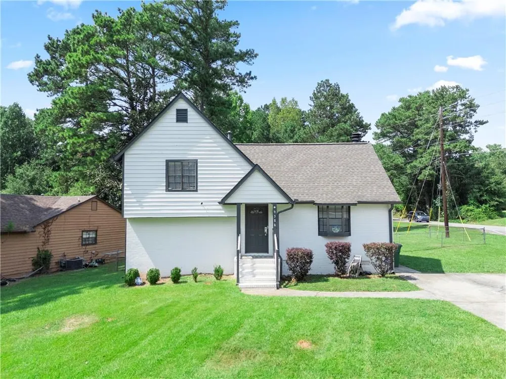 9386 Woodknoll Lane Jonesboro, GA 30238