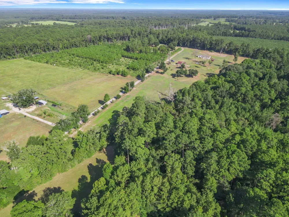565 County Road 333a Kirbyville, TX 75956