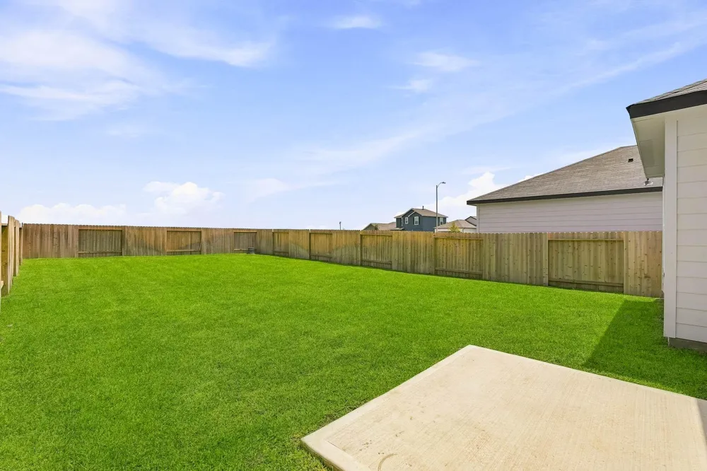 11506 Heritage Wind Drive Crosby, TX 77532