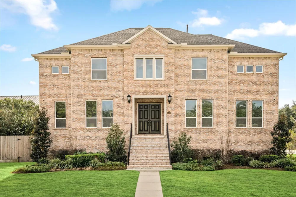 5319 Braesheather Drive Houston, TX 77096