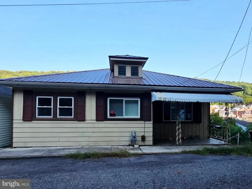 612 WOODLAWN TERRACE Cumberland, MD 21502