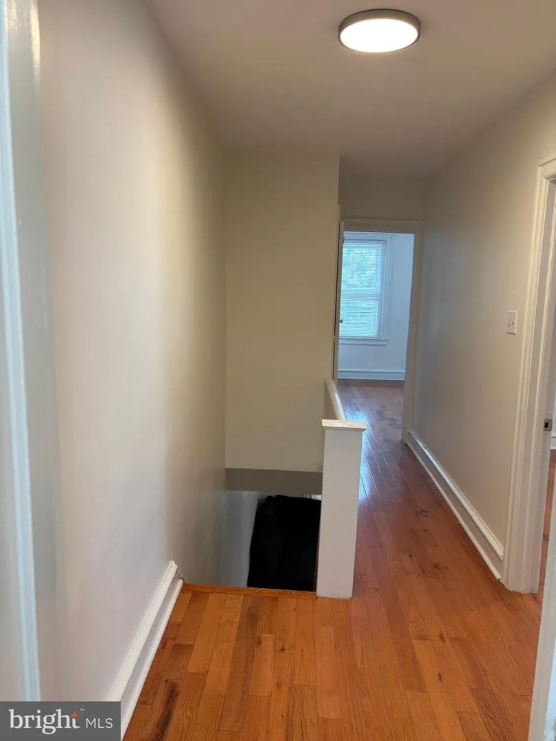 9526 DUNGAN ROAD Philadelphia, PA 19115