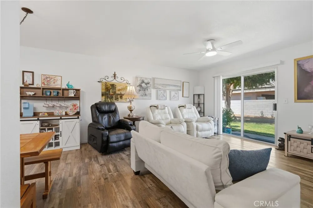 1208 South Orange Cove, CA 93646