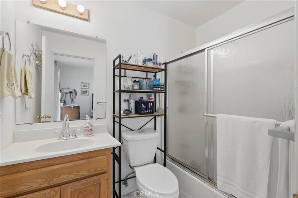 1208 South Orange Cove, CA 93646