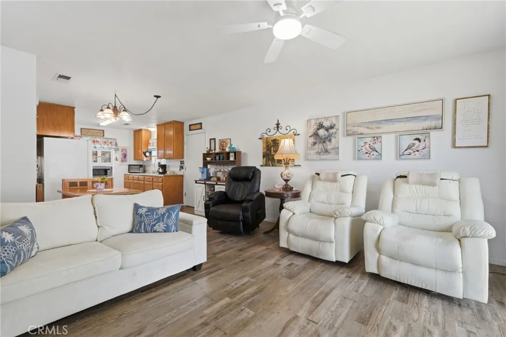 1208 South Orange Cove, CA 93646