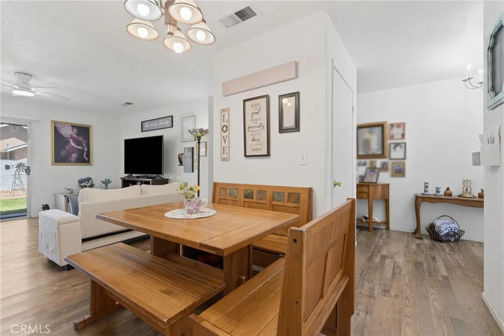 1208 South Orange Cove, CA 93646