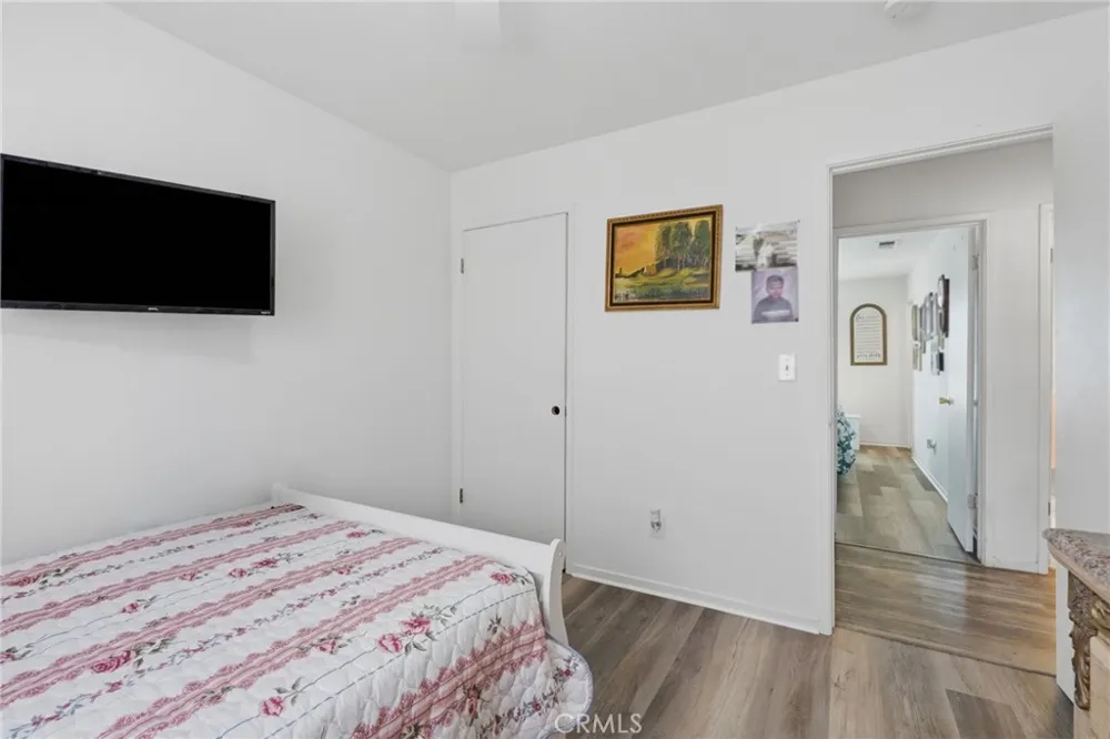 1208 South Orange Cove, CA 93646