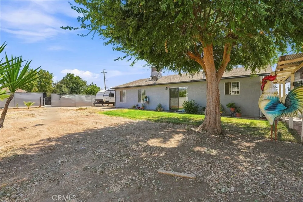 1208 South Orange Cove, CA 93646