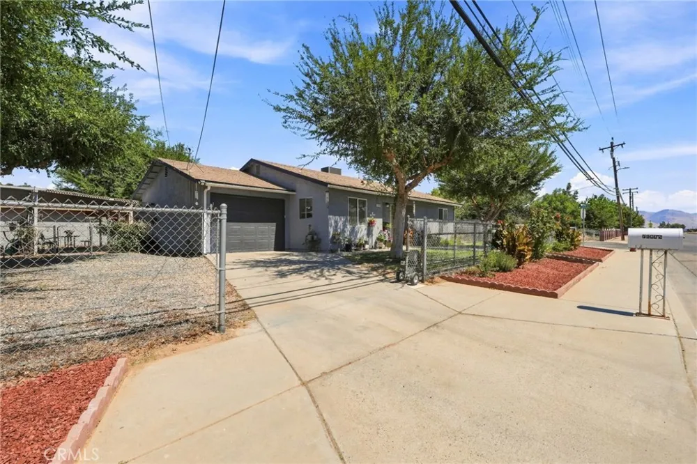 1208 South Orange Cove, CA 93646
