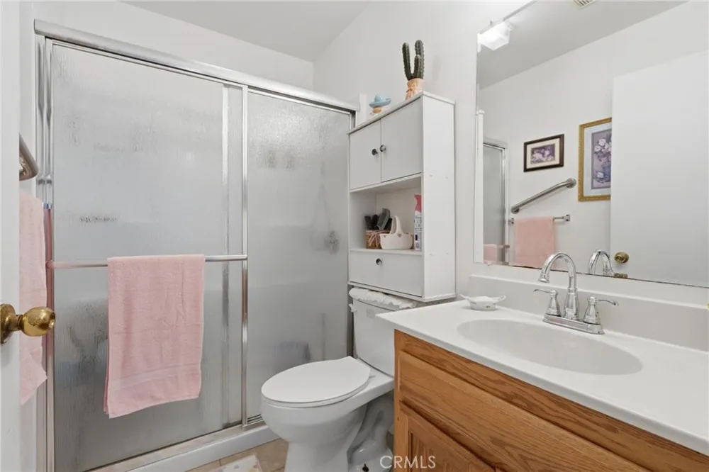 1208 South Orange Cove, CA 93646