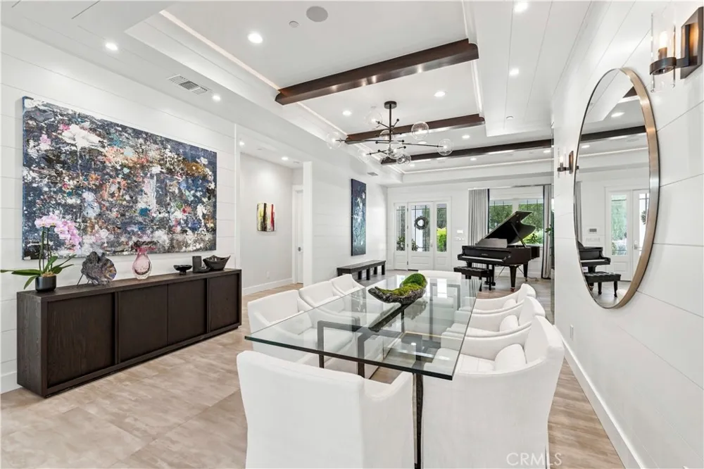 26185 Ravenhill Road Canyon Country, CA 91387