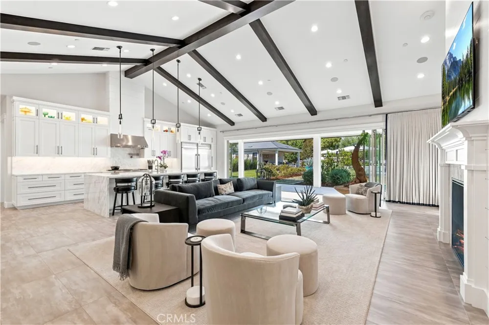 26185 Ravenhill Road Canyon Country, CA 91387