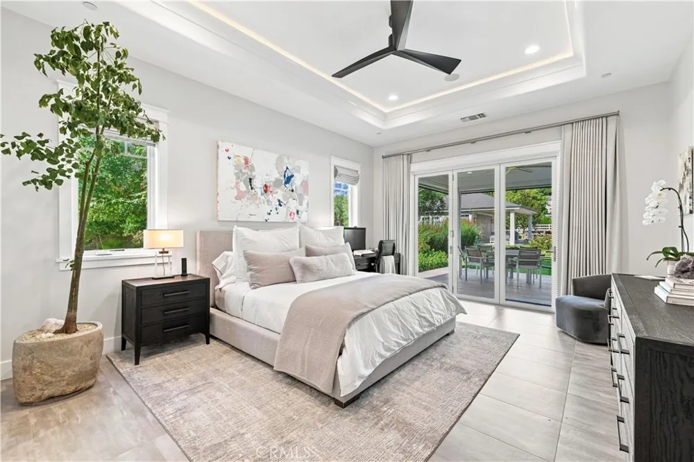 26185 Ravenhill Road Canyon Country, CA 91387