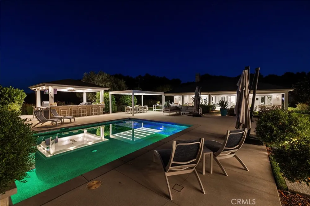 26185 Ravenhill Road Canyon Country, CA 91387